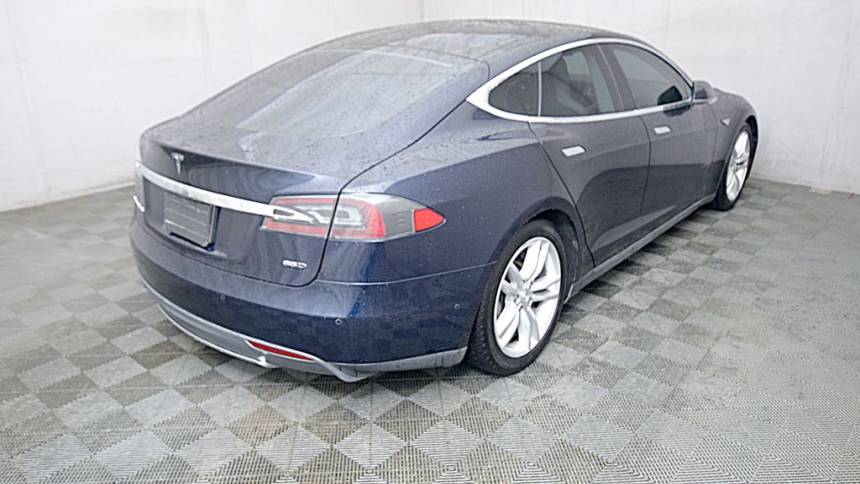 2015 Tesla Model S 5YJSA1H25FFP73414