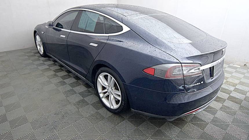 2015 Tesla Model S 5YJSA1H25FFP73414