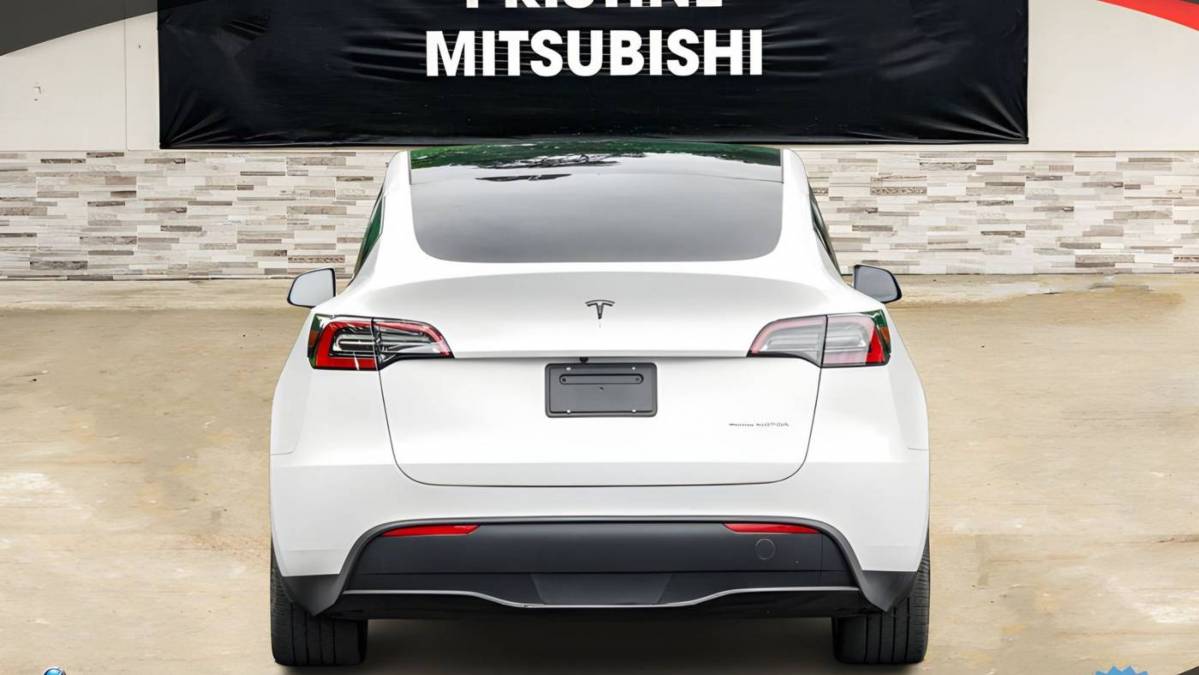 2021 Tesla Model Y 5YJYGDEE7MF259442