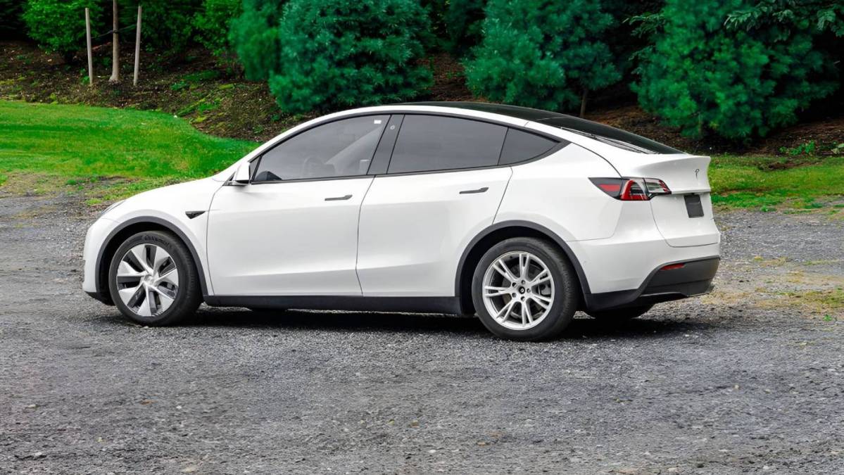 2021 Tesla Model Y 5YJYGDEE7MF259442