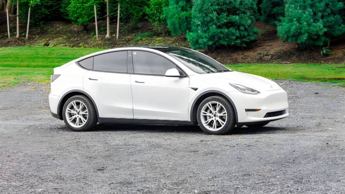 2021 Tesla Model Y 5YJYGDEE7MF259442