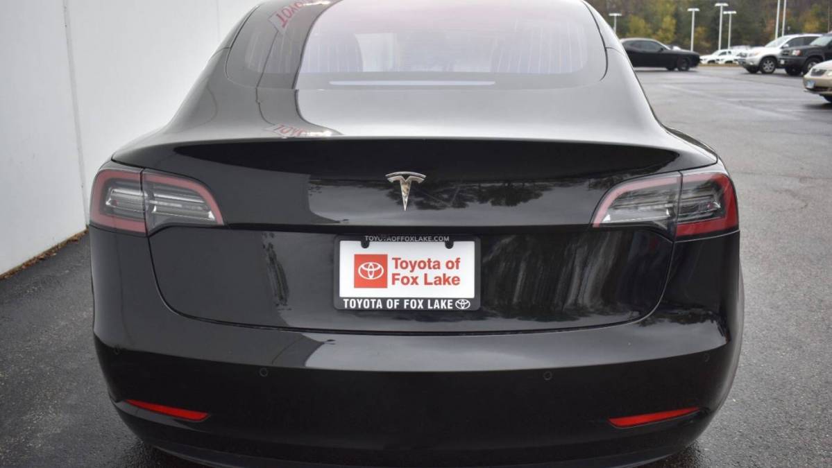 2018 Tesla Model 3 5YJ3E1EA8JF016150