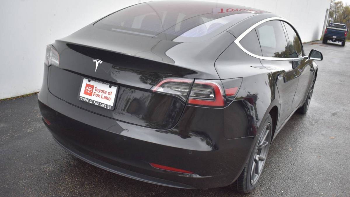 2018 Tesla Model 3 5YJ3E1EA8JF016150