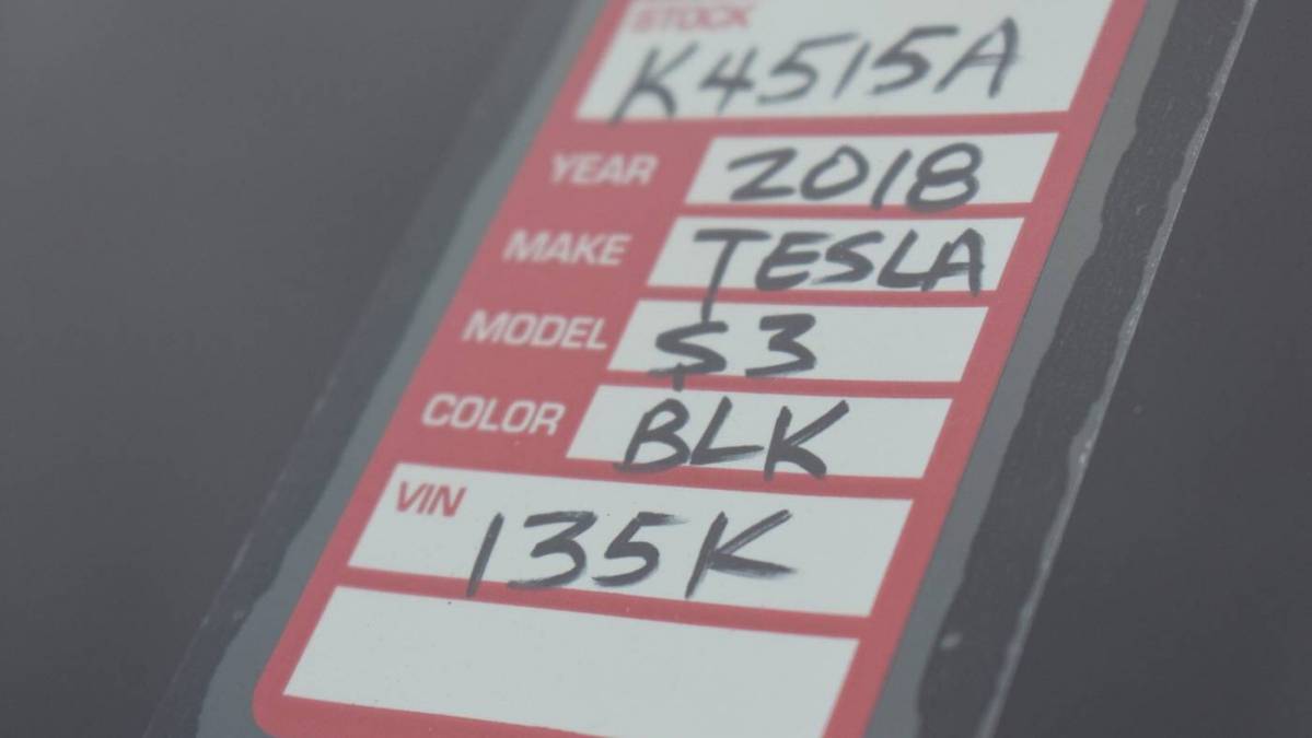 2018 Tesla Model 3 5YJ3E1EA8JF016150