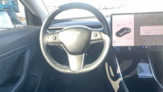 2018 Tesla Model 3 5YJ3E1EB3JF132333