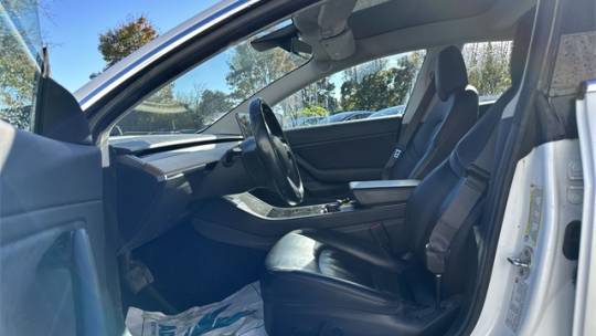 2018 Tesla Model 3 5YJ3E1EA5JF005798