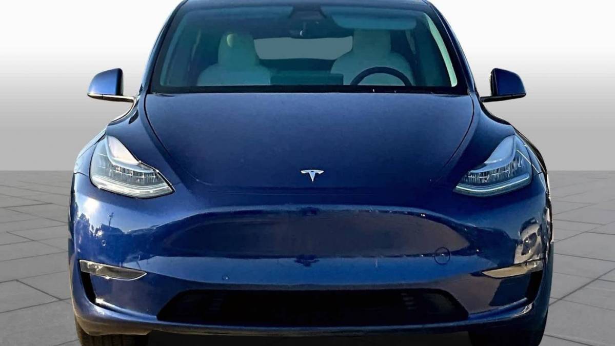 2021 Tesla Model Y 5YJYGDEE8MF230743