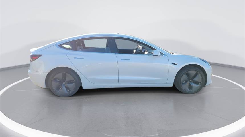 2019 Tesla Model 3 5YJ3E1EA1KF309809