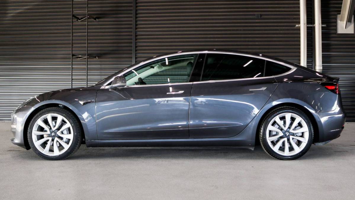 2019 Tesla Model 3 5YJ3E1EBXKF477389