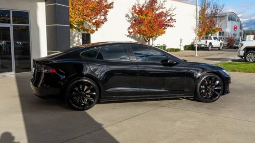 2017 Tesla Model S 5YJSA1E1XHF202466