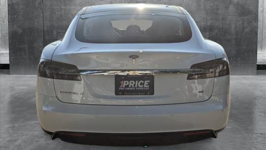 2015 Tesla Model S 5YJSA1E10FF105158