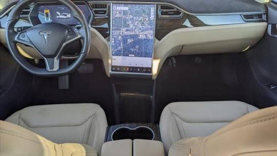 2015 Tesla Model S 5YJSA1E10FF105158