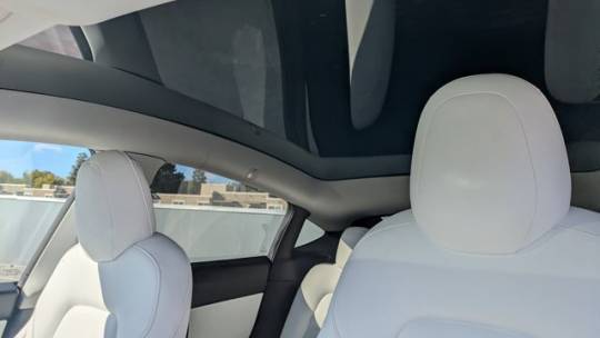 2020 Tesla Model Y 5YJYGDEE9LF022918