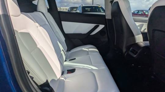 2020 Tesla Model Y 5YJYGDEE9LF022918