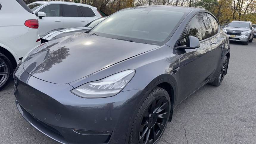 2020 Tesla Model Y 5YJYGDEE7LF045386