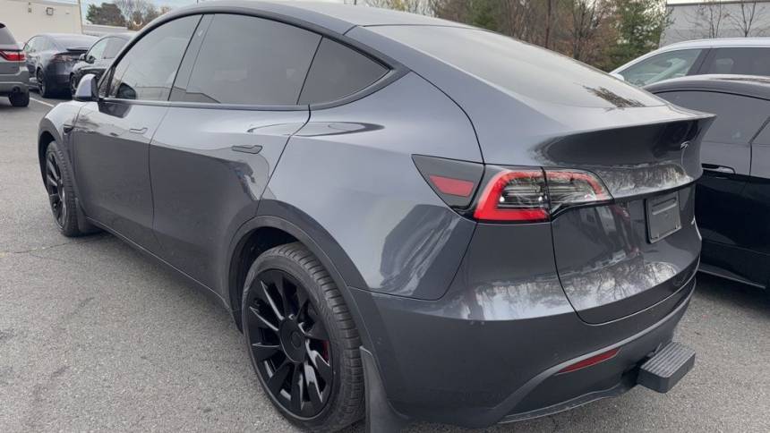 2020 Tesla Model Y 5YJYGDEE7LF045386