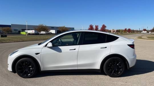 2021 Tesla Model Y 5YJYGDEE8MF125135