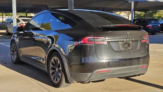 2018 Tesla Model X 5YJXCDE28JF117092