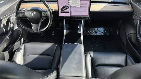 2018 Tesla Model 3 5YJ3E1EBXJF185272