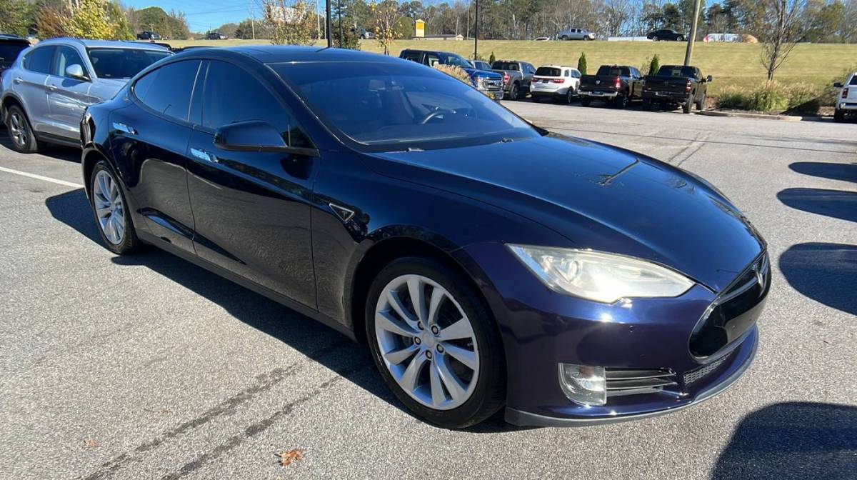 2014 Tesla Model S 5YJSA1S12EFP32091