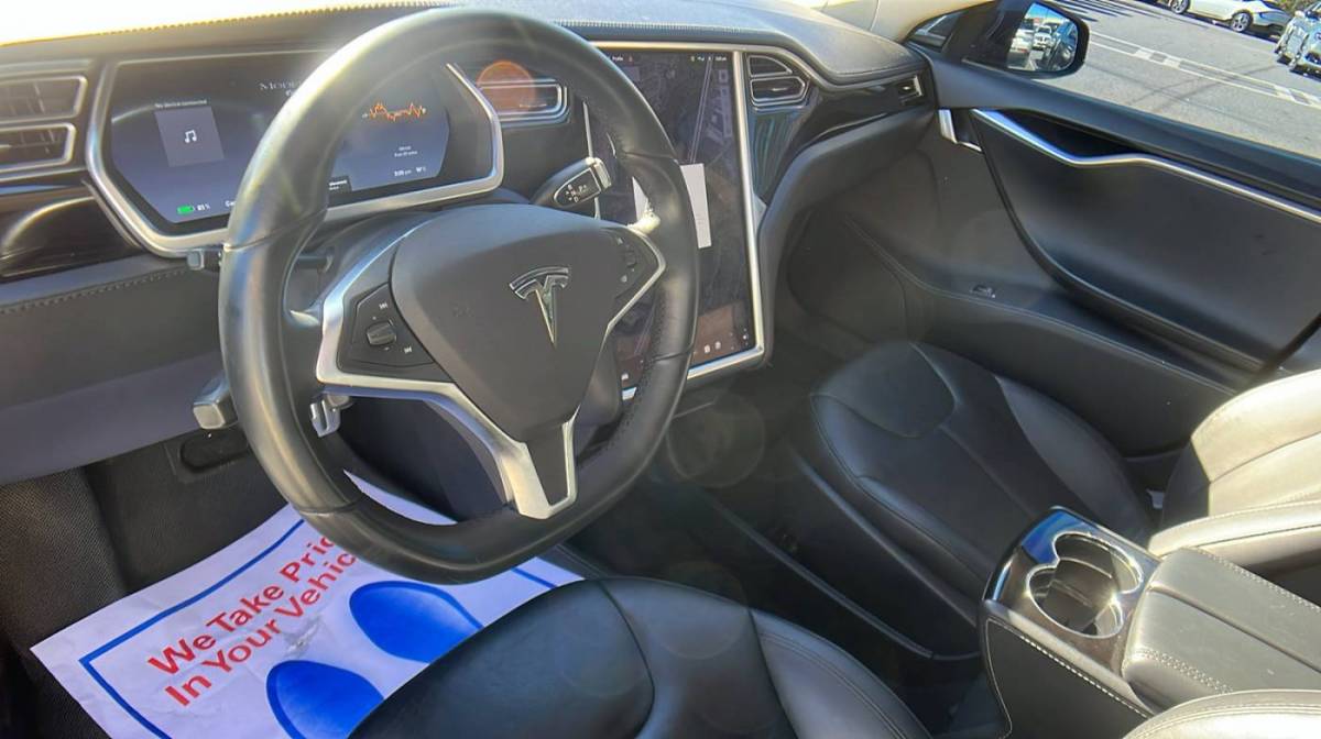 2014 Tesla Model S 5YJSA1S12EFP32091