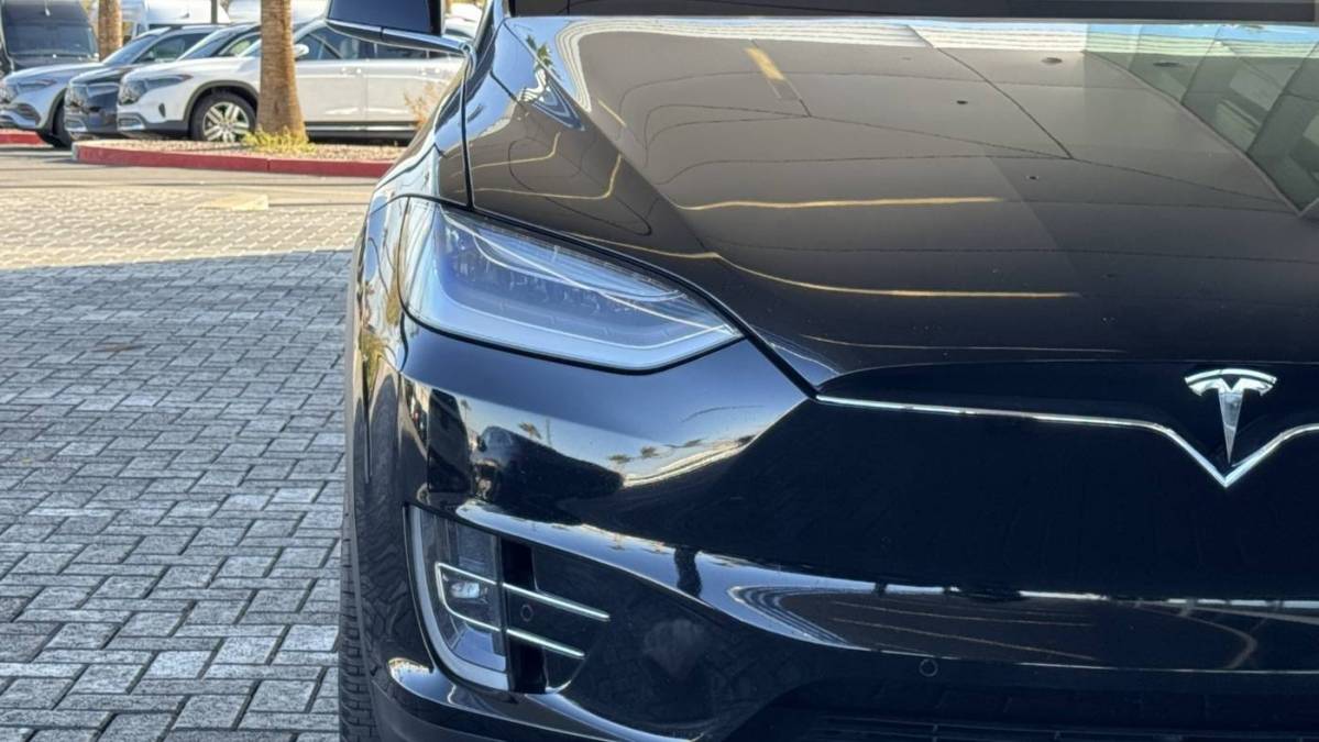 2021 Tesla Model X 5YJXCBE41MF311294