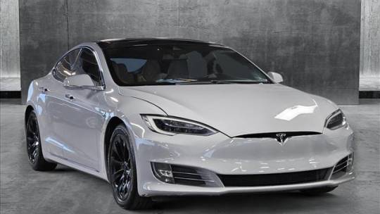 2016 Tesla Model S 5YJSA1E25GF143897