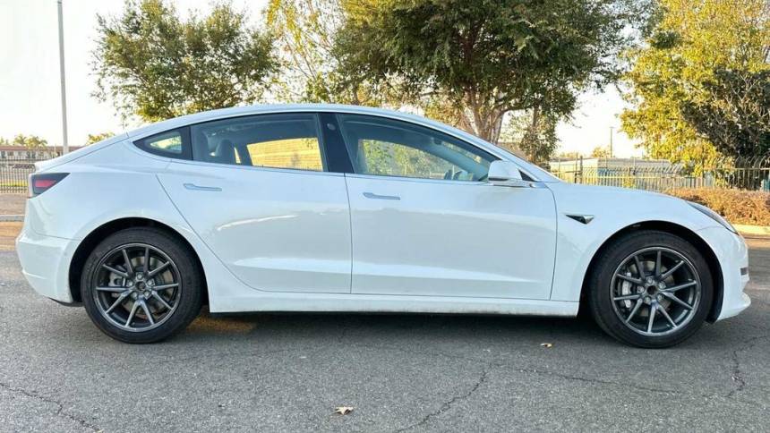 2018 Tesla Model 3 5YJ3E1EA3JF053770