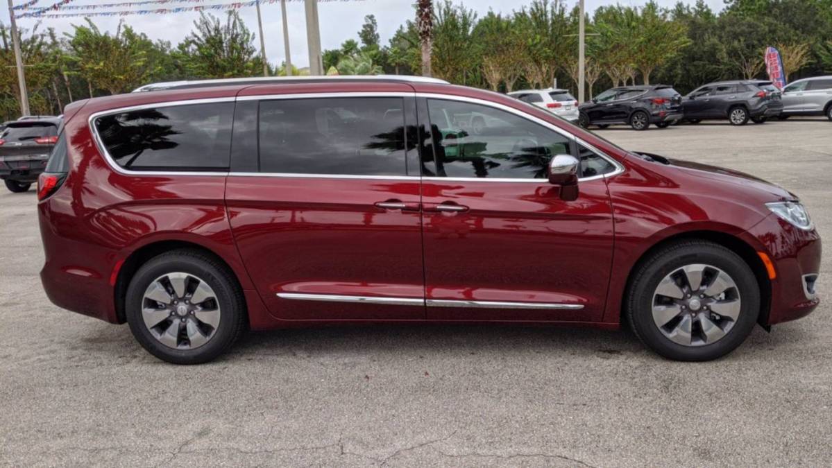 2020 Chrysler Pacifica Hybrid 2C4RC1N77LR287843