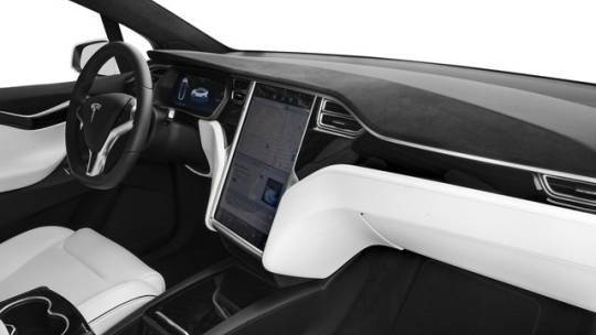 2017 Tesla Model X 5YJXCAE28HF059106