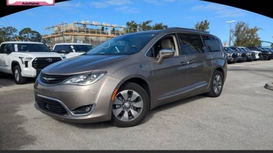 2018 Chrysler Pacifica Hybrid 2C4RC1N73JR230374