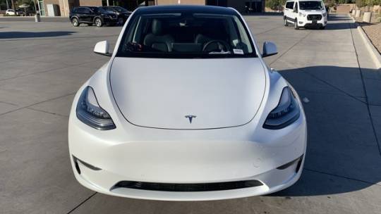 2020 Tesla Model Y 5YJYGDEE7LF004403