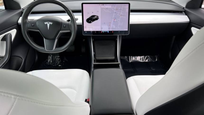 2019 Tesla Model 3 5YJ3E1EA8KF302291