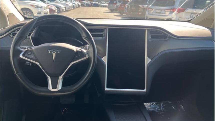 2017 Tesla Model X 5YJXCAE27HF066919