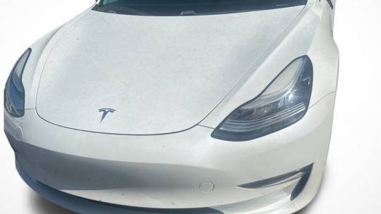 2019 Tesla Model 3 5YJ3E1EB5KF469975