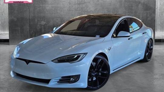 2017 Tesla Model S 5YJSA1E22HF198485