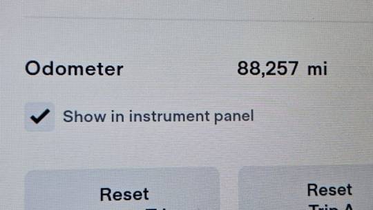 2017 Tesla Model S 5YJSA1E22HF198485