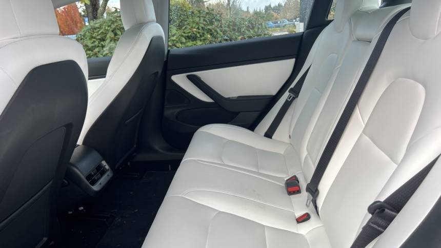 2019 Tesla Model 3 5YJ3E1EB6KF390606