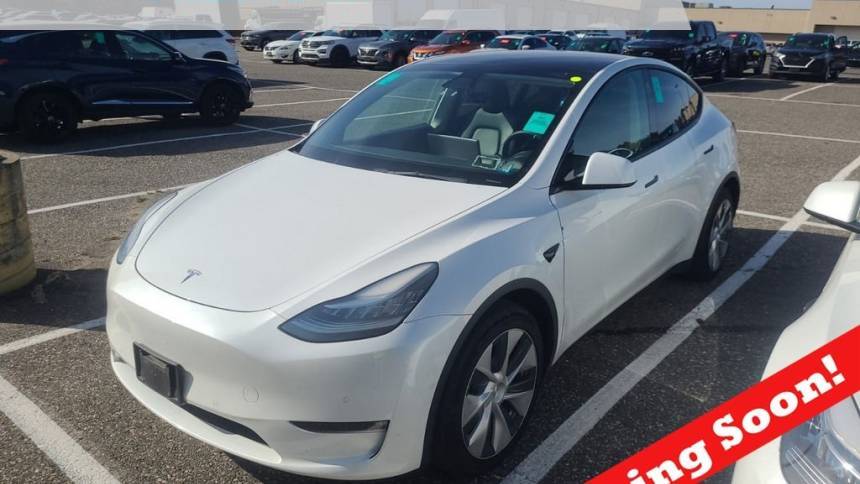 2021 Tesla Model Y 5YJYGAEE6MF180505