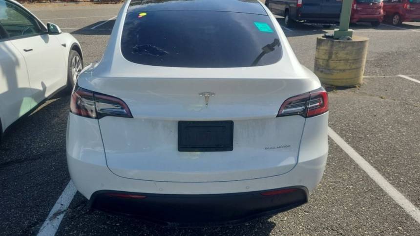 2021 Tesla Model Y 5YJYGAEE6MF180505