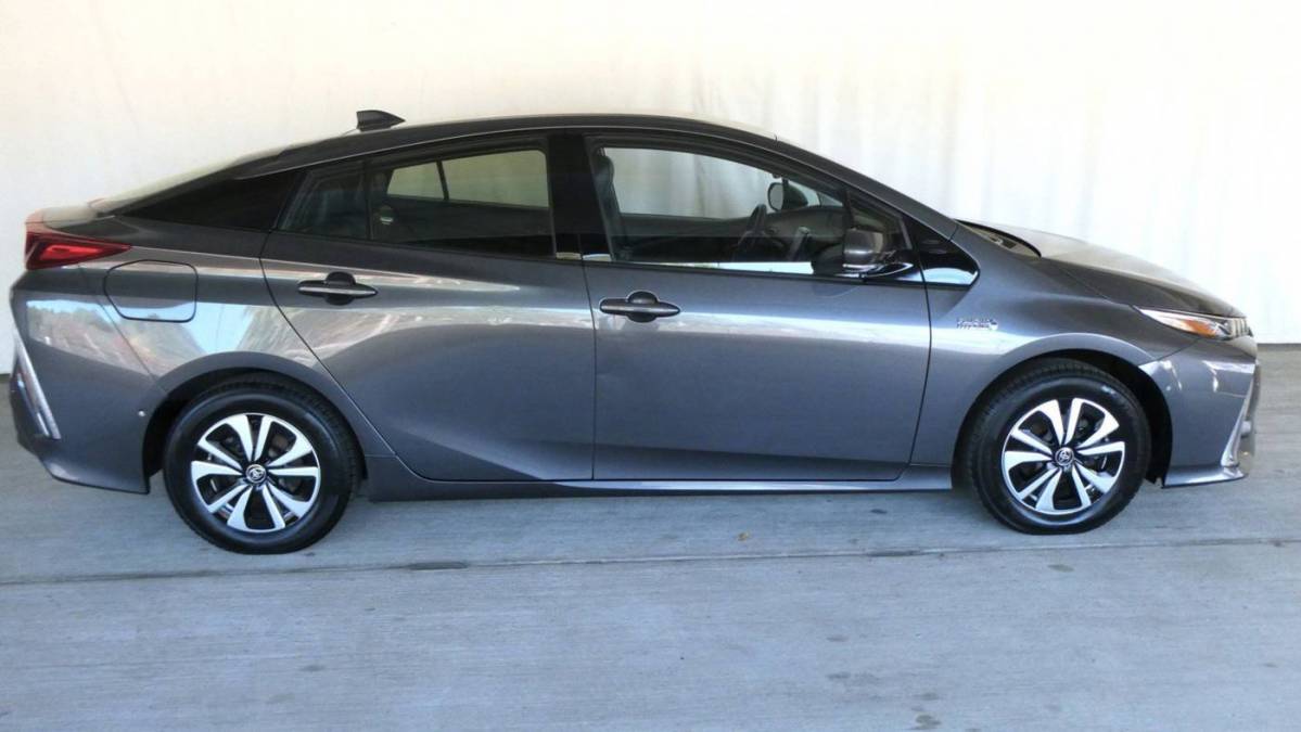 2017 Toyota Prius Prime JTDKARFP2H3038113