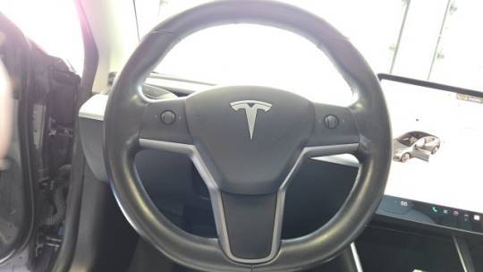 2019 Tesla Model 3 5YJ3E1EA3KF301811