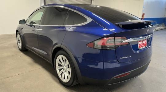 2018 Tesla Model X 5YJXCDE24JF141549