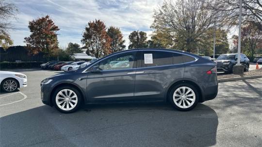 2017 Tesla Model X 5YJXCAE20HF077955