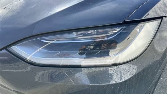 2017 Tesla Model X 5YJXCAE20HF077955