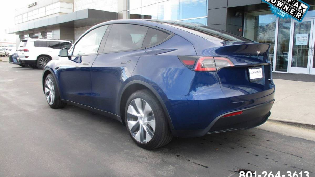 2021 Tesla Model Y 5YJYGDEE6MF088618