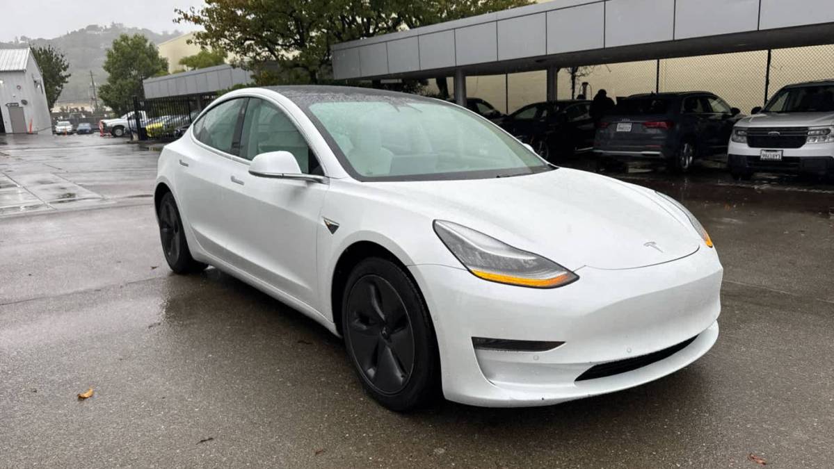 2019 Tesla Model 3 5YJ3E1EB2KF513060