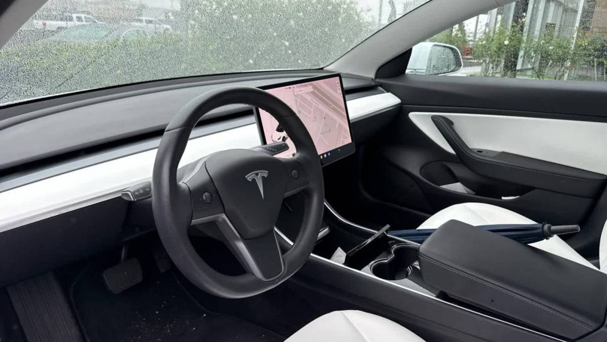 2019 Tesla Model 3 5YJ3E1EB2KF513060