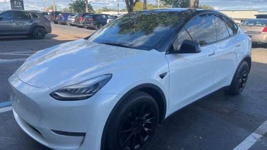 2021 Tesla Model Y 5YJYGDEE0MF175706