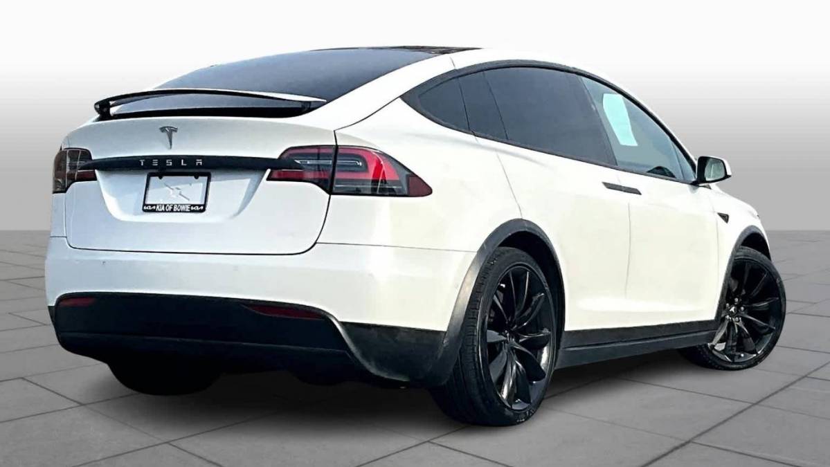 2016 Tesla Model X 5YJXCBE45GF028739